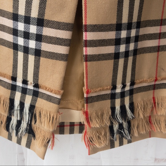 Vintage Plaid Skirt Size Large Fringe Detail at Bottom - Picture 8 of 11